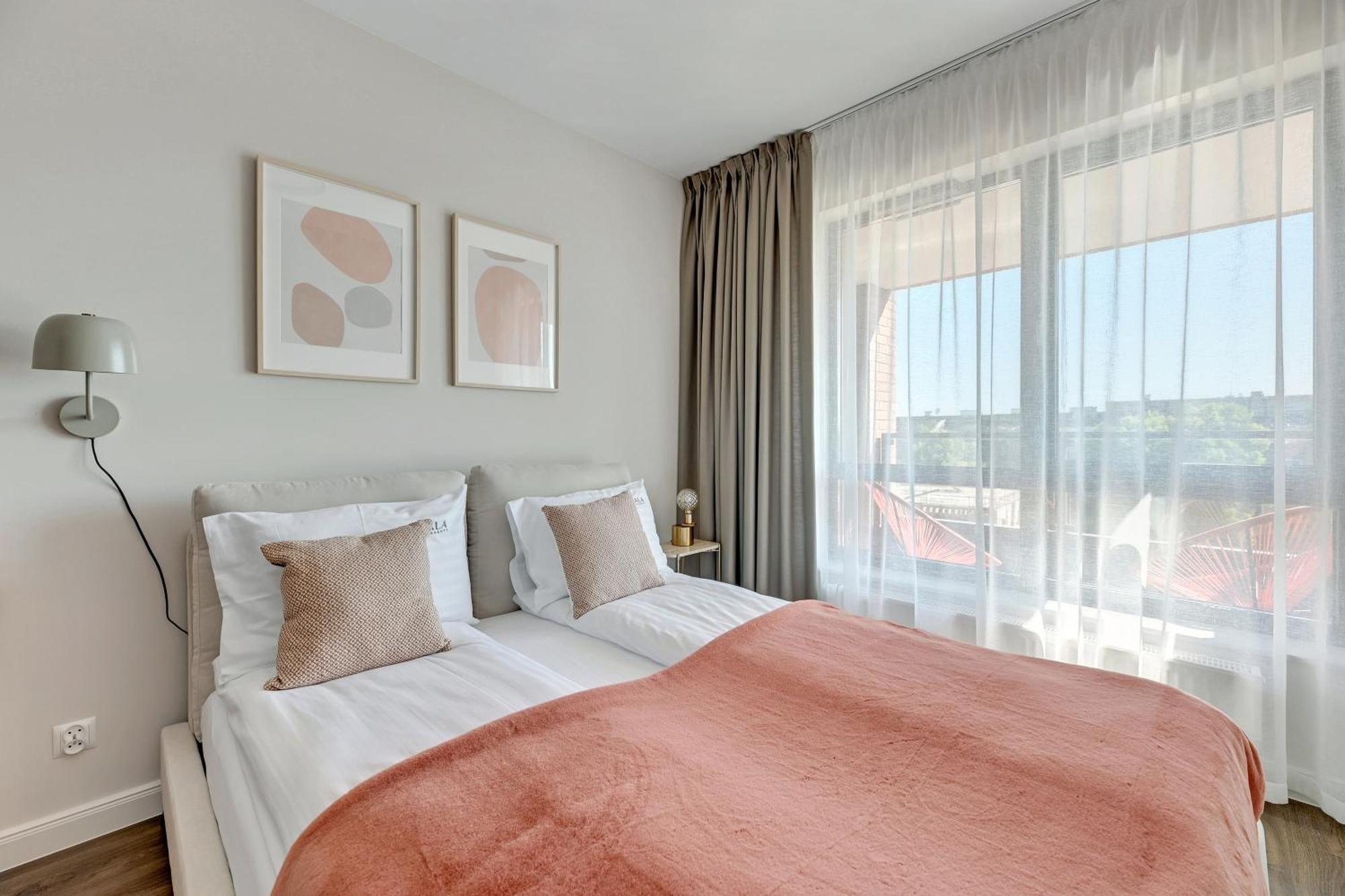 Scala City Center Apartments With Parking By Lion Apartments Danzica Esterno foto